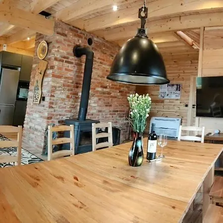 Dom Pod Leśniczówką Chalet *