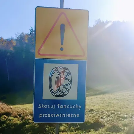 Dom Pod Leśniczówką * Zachelmie (Jelenia Gora)